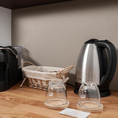 Suite 18 Luxury Apartments Барі Екстер'єр фото